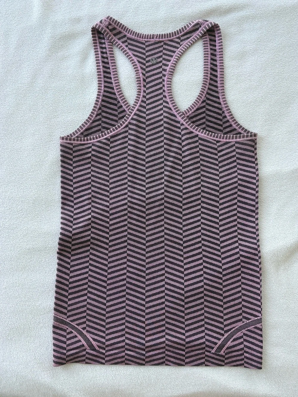 Lululemon Run Swiftly Tech Racerback Tank Pink Black Herringbone Chevron Size 2
